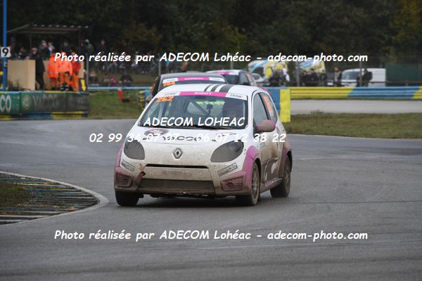 http://v2.adecom-photo.com/images//1.RALLYCROSS/2024/RALLYCROSS_DREUX_2024/FEMININE_FFSA_TWINGO/BIGOT_Chloe/24A_4084.JPG