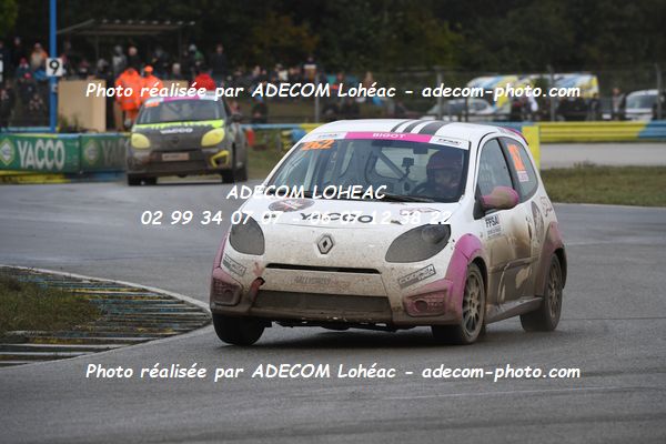 http://v2.adecom-photo.com/images//1.RALLYCROSS/2024/RALLYCROSS_DREUX_2024/FEMININE_FFSA_TWINGO/BIGOT_Chloe/24A_4092.JPG