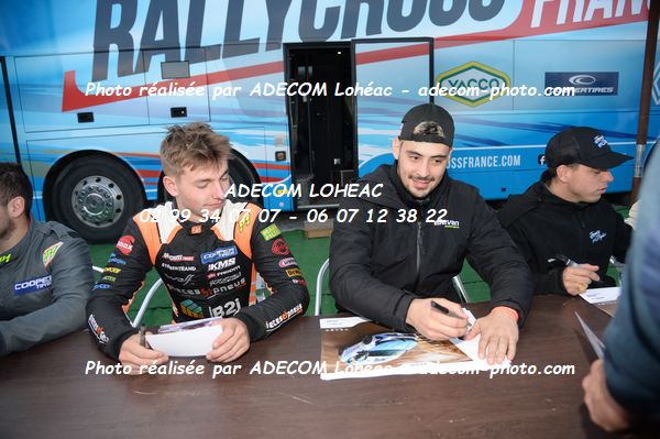 http://v2.adecom-photo.com/images//1.RALLYCROSS/2024/RALLYCROSS_ESSAY_2024/AMBIANCE_DIVERS/22E_7301.JPG