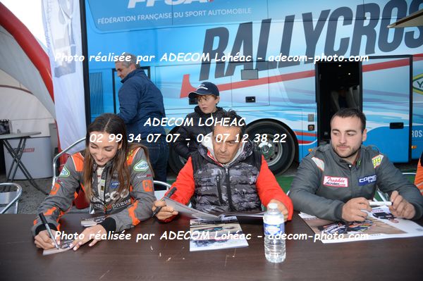 http://v2.adecom-photo.com/images//1.RALLYCROSS/2024/RALLYCROSS_ESSAY_2024/AMBIANCE_DIVERS/22E_7304.JPG