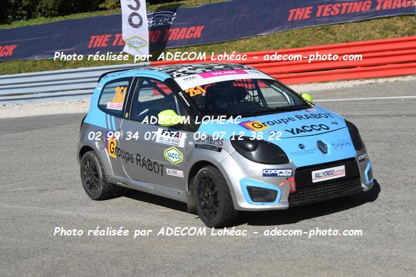 http://v2.adecom-photo.com/images//1.RALLYCROSS/2024/RALLYCROSS_ESSAY_2024/FEMININE_FFSA_TWINGO/SOLAIRE_Laura/22A_4384.JPG