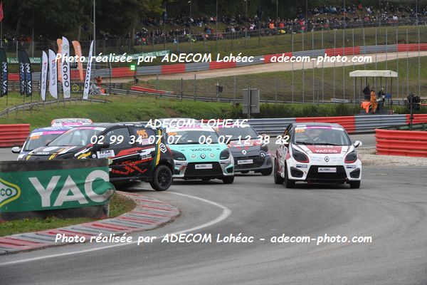 http://v2.adecom-photo.com/images//1.RALLYCROSS/2024/RALLYCROSS_ESSAY_2024/FEMININE_FFSA_TWINGO/SOLAIRE_Laura/22A_6595.JPG