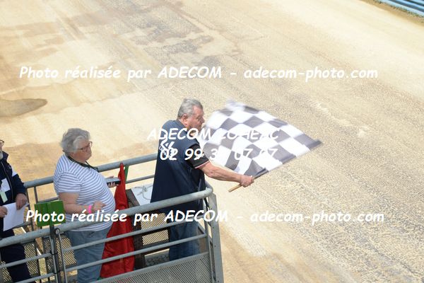 http://v2.adecom-photo.com/images//1.RALLYCROSS/2024/RALLYCROSS_FALEYRAS_2024/AMBIANCE_DIVERS/96E_1551.JPG