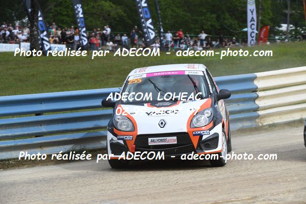 http://v2.adecom-photo.com/images//1.RALLYCROSS/2024/RALLYCROSS_FALEYRAS_2024/FEMININE_FFSA_TWINGO/DANVEAU_Chloe/96A_3960.JPG