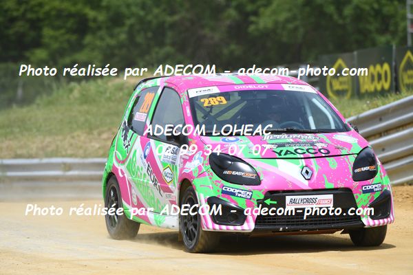 http://v2.adecom-photo.com/images//1.RALLYCROSS/2024/RALLYCROSS_FALEYRAS_2024/FEMININE_FFSA_TWINGO/DIDELOT_Angelique/96A_3445.JPG