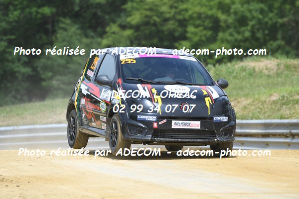 http://v2.adecom-photo.com/images//1.RALLYCROSS/2024/RALLYCROSS_FALEYRAS_2024/FEMININE_FFSA_TWINGO/SEIGNARD_Melanie/96A_3421.JPG
