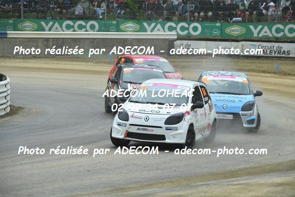 http://v2.adecom-photo.com/images//1.RALLYCROSS/2024/RALLYCROSS_FALEYRAS_2024/FEMININE_FFSA_TWINGO/SEIGNARD_Melanie/96A_5291.JPG