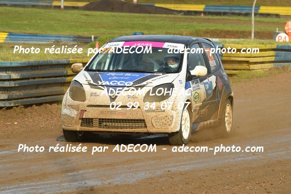http://v2.adecom-photo.com/images//1.RALLYCROSS/2024/RALLYCROSS_LESSAY_2024/FEMININE_FFSA_TWINGO/LEJUEZ_Aude/91A_3854.JPG