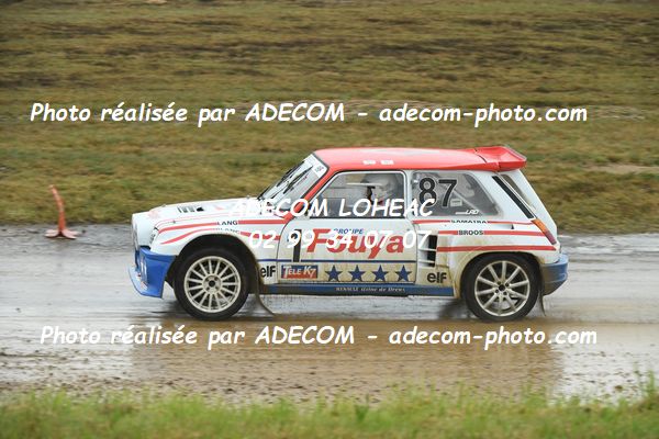 http://v2.adecom-photo.com/images//1.RALLYCROSS/2024/RALLYCROSS_LESSAY_2024/LEGEND/ROUSSEL_Gerard/91A_3442.JPG