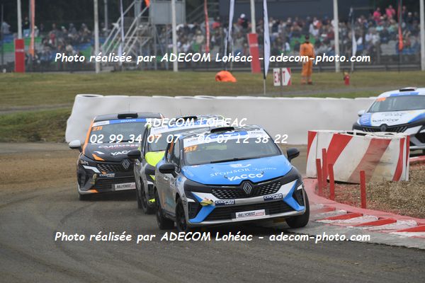 http://v2.adecom-photo.com/images//1.RALLYCROSS/2024/RALLYCROSS_LOHEAC_2024/JUNIOR_FFSA_CLIO/GOUESBET_Kelig/13A_7193.JPG
