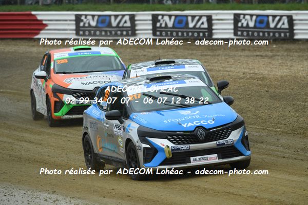 http://v2.adecom-photo.com/images//1.RALLYCROSS/2024/RALLYCROSS_LOHEAC_2024/JUNIOR_FFSA_CLIO/GOUESBET_Kelig/13A_9130.JPG
