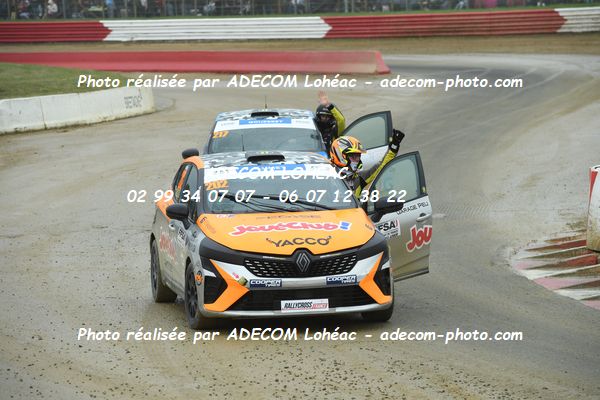 http://v2.adecom-photo.com/images//1.RALLYCROSS/2024/RALLYCROSS_LOHEAC_2024/JUNIOR_FFSA_CLIO/GOUESBET_Kelig/13A_9429.JPG