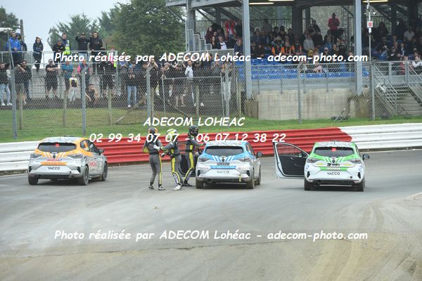 http://v2.adecom-photo.com/images//1.RALLYCROSS/2024/RALLYCROSS_LOHEAC_2024/JUNIOR_FFSA_CLIO/GOUESBET_Kelig/13A_9441.JPG