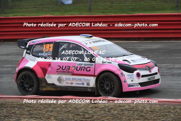 http://v2.adecom-photo.com/images//1.RALLYCROSS/2024/RALLYCROSS_LOHEAC_2024/SUPER_1600/BARDEAU_Tony/13A_6121.JPG