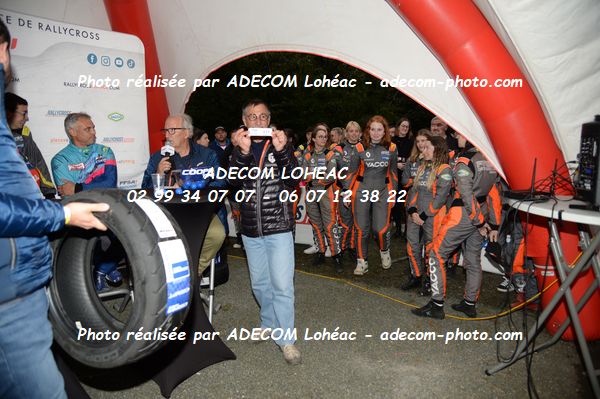 http://v2.adecom-photo.com/images//1.RALLYCROSS/2024/RALYYCROSS_MAYENNE_2024/AMBIANCE_DIVERS/18E_6638.JPG