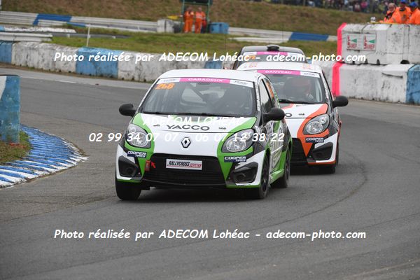 http://v2.adecom-photo.com/images//1.RALLYCROSS/2024/RALYYCROSS_MAYENNE_2024/FEMININE_FFSA_TWINGO/CARADEUX_Maeva/18A_7745.JPG