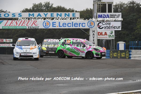 http://v2.adecom-photo.com/images//1.RALLYCROSS/2024/RALYYCROSS_MAYENNE_2024/FEMININE_FFSA_TWINGO/CHAPUT_Carole/18A_8806.JPG
