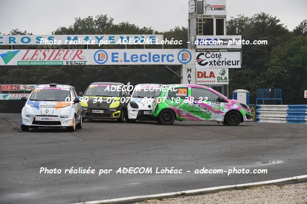 http://v2.adecom-photo.com/images//1.RALLYCROSS/2024/RALYYCROSS_MAYENNE_2024/FEMININE_FFSA_TWINGO/CHAPUT_Carole/18A_8809.JPG
