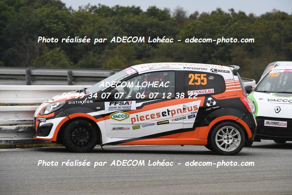 http://v2.adecom-photo.com/images//1.RALLYCROSS/2024/RALYYCROSS_MAYENNE_2024/FEMININE_FFSA_TWINGO/DANVEAU_Chloe/18A_7200.JPG