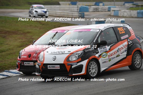 http://v2.adecom-photo.com/images//1.RALLYCROSS/2024/RALYYCROSS_MAYENNE_2024/FEMININE_FFSA_TWINGO/DANVEAU_Chloe/18A_9212.JPG