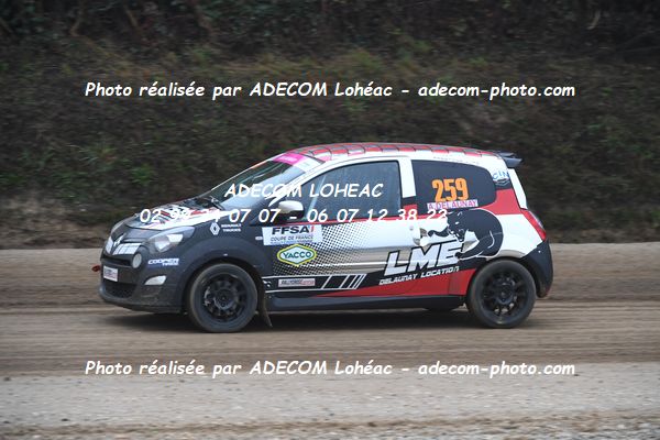 http://v2.adecom-photo.com/images//1.RALLYCROSS/2024/RALYYCROSS_MAYENNE_2024/FEMININE_FFSA_TWINGO/DELAUNAY_Audrey/18A_8305.JPG