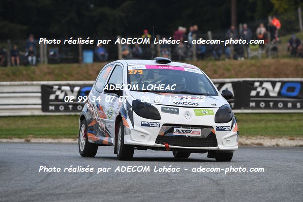http://v2.adecom-photo.com/images//1.RALLYCROSS/2024/RALYYCROSS_MAYENNE_2024/FEMININE_FFSA_TWINGO/DENIS_Charlotte/18A_6600.JPG