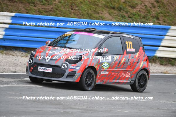 http://v2.adecom-photo.com/images//1.RALLYCROSS/2024/RALYYCROSS_MAYENNE_2024/FEMININE_FFSA_TWINGO/DROUET_Angelique/18A_7770.JPG
