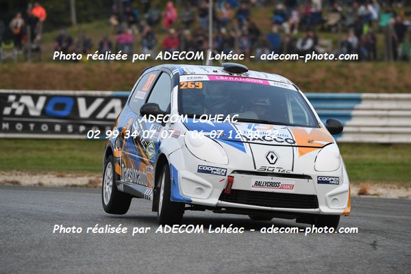 http://v2.adecom-photo.com/images//1.RALLYCROSS/2024/RALYYCROSS_MAYENNE_2024/FEMININE_FFSA_TWINGO/LEFRANCOIS_Marie/18A_6607.JPG