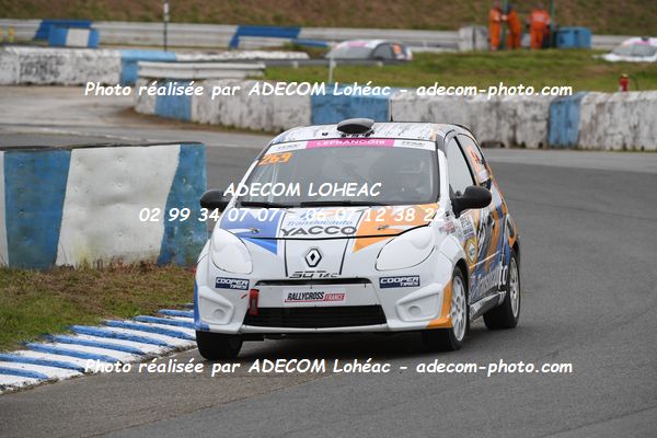 http://v2.adecom-photo.com/images//1.RALLYCROSS/2024/RALYYCROSS_MAYENNE_2024/FEMININE_FFSA_TWINGO/LEFRANCOIS_Marie/18A_7677.JPG