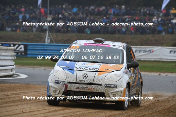 http://v2.adecom-photo.com/images//1.RALLYCROSS/2024/RALYYCROSS_MAYENNE_2024/FEMININE_FFSA_TWINGO/LEFRANCOIS_Marie/18A_8277.JPG