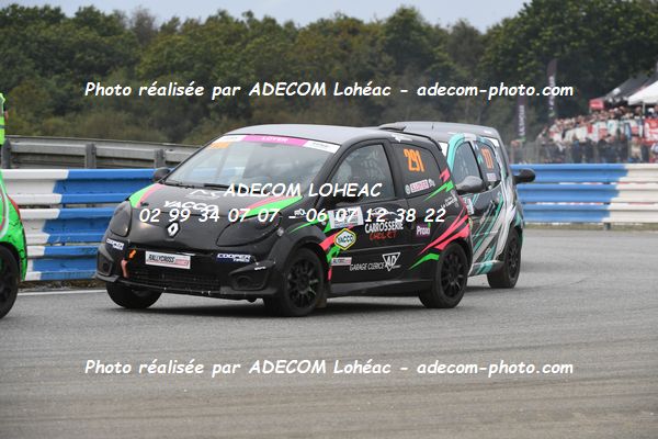 http://v2.adecom-photo.com/images//1.RALLYCROSS/2024/RALYYCROSS_MAYENNE_2024/FEMININE_FFSA_TWINGO/LOYER_Stephanie/18A_7147.JPG