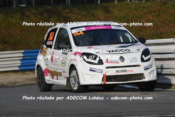 http://v2.adecom-photo.com/images//1.RALLYCROSS/2024/RALYYCROSS_MAYENNE_2024/FEMININE_FFSA_TWINGO/MARGELY_Alice/18A_6064.JPG