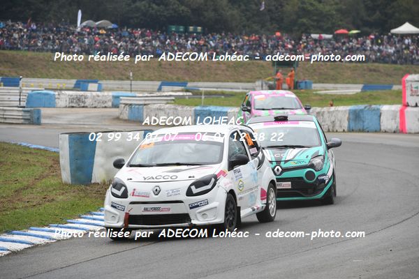 http://v2.adecom-photo.com/images//1.RALLYCROSS/2024/RALYYCROSS_MAYENNE_2024/FEMININE_FFSA_TWINGO/MARGELY_Alice/18A_9202.JPG