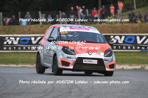 http://v2.adecom-photo.com/images//1.RALLYCROSS/2024/RALYYCROSS_MAYENNE_2024/FEMININE_FFSA_TWINGO/POTTIER_Louna/18A_6571.JPG