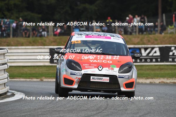 http://v2.adecom-photo.com/images//1.RALLYCROSS/2024/RALYYCROSS_MAYENNE_2024/FEMININE_FFSA_TWINGO/POTTIER_Louna/18A_6586.JPG