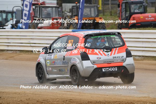 http://v2.adecom-photo.com/images//1.RALLYCROSS/2024/RALYYCROSS_MAYENNE_2024/FEMININE_FFSA_TWINGO/POTTIER_Louna/18A_7185.JPG
