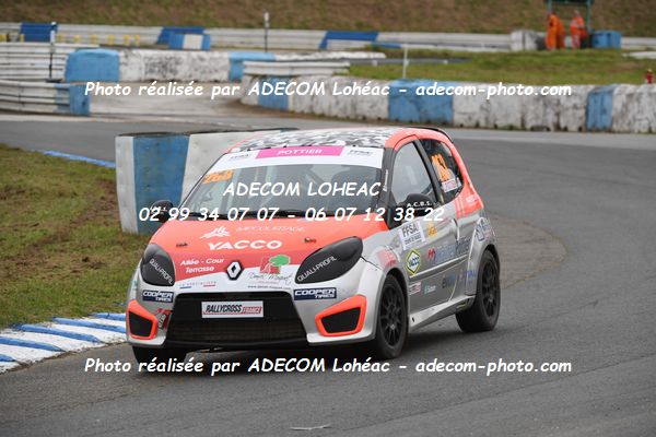 http://v2.adecom-photo.com/images//1.RALLYCROSS/2024/RALYYCROSS_MAYENNE_2024/FEMININE_FFSA_TWINGO/POTTIER_Louna/18A_7693.JPG