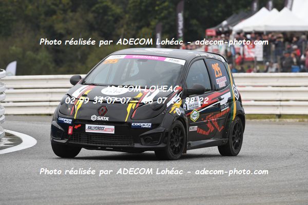http://v2.adecom-photo.com/images//1.RALLYCROSS/2024/RALYYCROSS_MAYENNE_2024/FEMININE_FFSA_TWINGO/SEIGNARD_Melanie/18A_7180.JPG