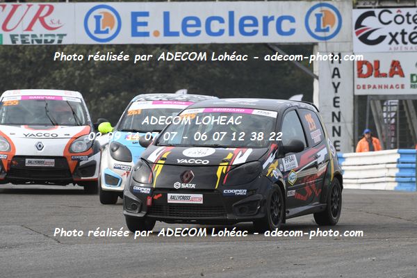 http://v2.adecom-photo.com/images//1.RALLYCROSS/2024/RALYYCROSS_MAYENNE_2024/FEMININE_FFSA_TWINGO/SEIGNARD_Melanie/18A_8879.JPG