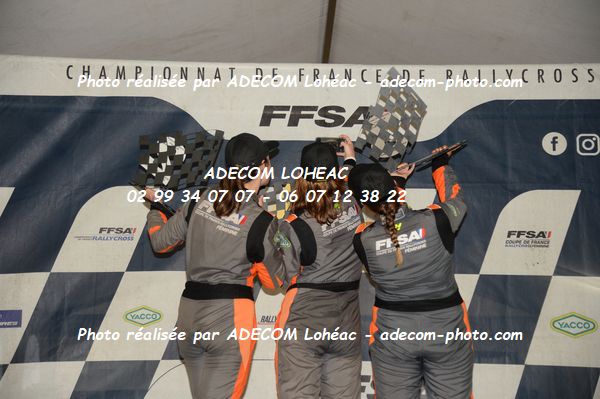 http://v2.adecom-photo.com/images//1.RALLYCROSS/2024/RALYYCROSS_MAYENNE_2024/FEMININE_FFSA_TWINGO/SEIGNARD_Melanie/18E_6946.JPG