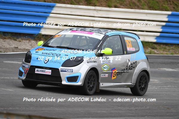 http://v2.adecom-photo.com/images//1.RALLYCROSS/2024/RALYYCROSS_MAYENNE_2024/FEMININE_FFSA_TWINGO/SOLAIRE_Laura/18A_7791.JPG