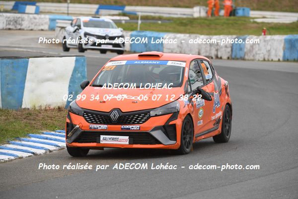 http://v2.adecom-photo.com/images//1.RALLYCROSS/2024/RALYYCROSS_MAYENNE_2024/JUNIOR_FFSA_CLIO/ALEMANY_Florian/18A_7881.JPG