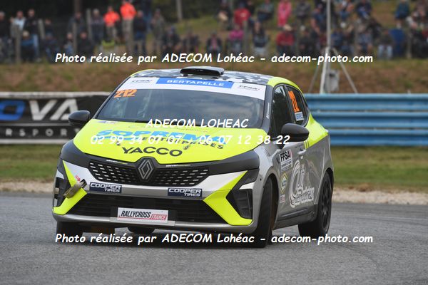 http://v2.adecom-photo.com/images//1.RALLYCROSS/2024/RALYYCROSS_MAYENNE_2024/JUNIOR_FFSA_CLIO/BERTAPELLE_Ilona/18A_6696.JPG