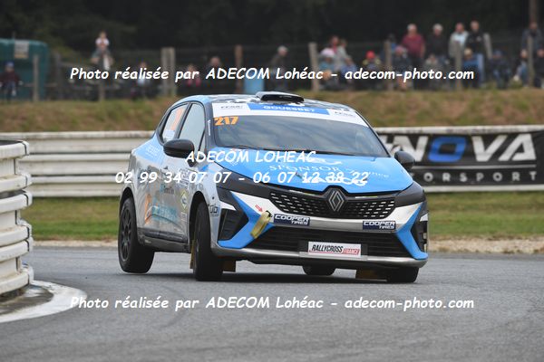 http://v2.adecom-photo.com/images//1.RALLYCROSS/2024/RALYYCROSS_MAYENNE_2024/JUNIOR_FFSA_CLIO/GOUESBET_Kelig/18A_6703.JPG