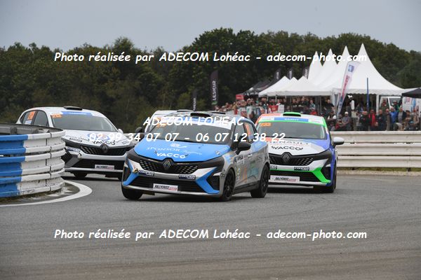 http://v2.adecom-photo.com/images//1.RALLYCROSS/2024/RALYYCROSS_MAYENNE_2024/JUNIOR_FFSA_CLIO/GOUESBET_Kelig/18A_7302.JPG