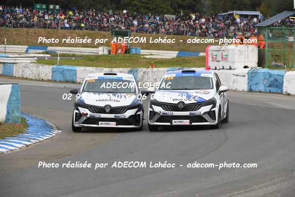 http://v2.adecom-photo.com/images//1.RALLYCROSS/2024/RALYYCROSS_MAYENNE_2024/JUNIOR_FFSA_CLIO/LAUNAY_Chanel/18A_7902.JPG