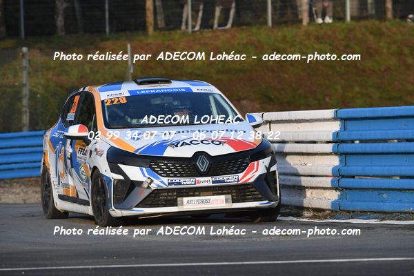 http://v2.adecom-photo.com/images//1.RALLYCROSS/2024/RALYYCROSS_MAYENNE_2024/JUNIOR_FFSA_CLIO/LEFRANCOIS_Melanie/18A_5543.JPG