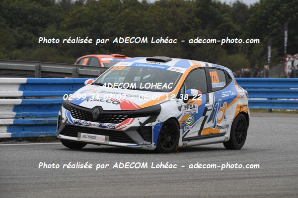 http://v2.adecom-photo.com/images//1.RALLYCROSS/2024/RALYYCROSS_MAYENNE_2024/JUNIOR_FFSA_CLIO/LEFRANCOIS_Melanie/18A_7299.JPG