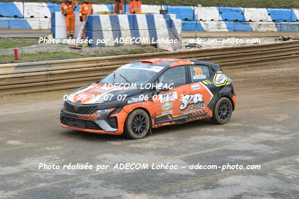 http://v2.adecom-photo.com/images//1.RALLYCROSS/2025/21_RALLYCROSS_MAYENNE_2025/JUNIOR_FFSA/ALEMANY_Florian/67A_3231.JPG