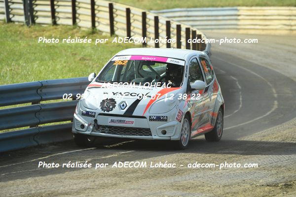 http://v2.adecom-photo.com/images//1.RALLYCROSS/2026/6_RALLYYCROSS_FALEYRAS_2026/FEMININE/BIGOT_Chloe/96A_8236.JPG